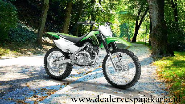 Menyelami Ketangguhan Motor Trail Kawasaki KLX 140R
